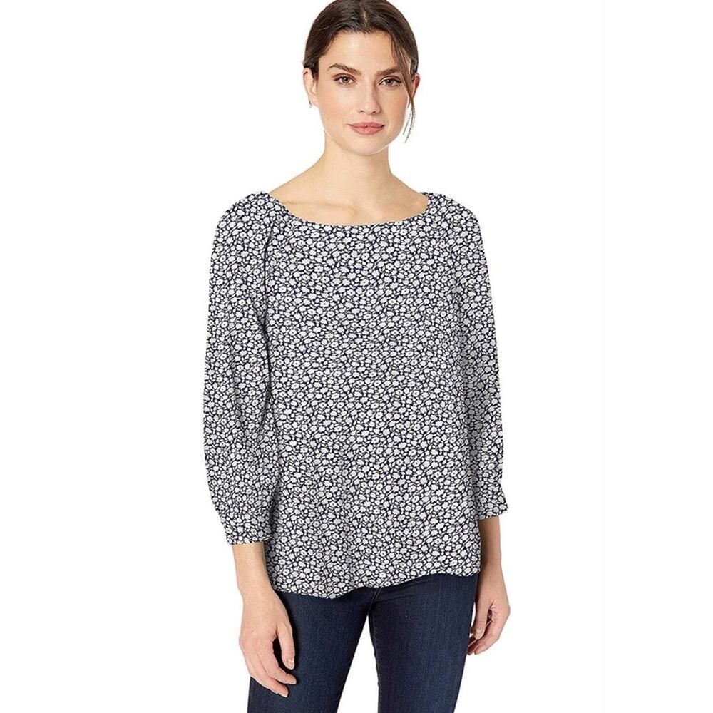 🌷5 for $25 Lark & Ro Blue and White Floral Top